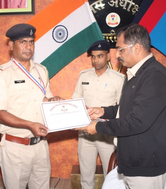 रामगढ के एएसआई ने क्षेत्रीय शूटिंग प्रतियोगिता में जीता स्वर्ण व रजत पदक