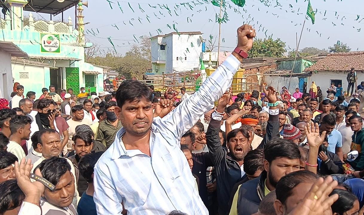 धनबादः केंदुआडीह में 6 दिन बाद भी गैस रिसाव जारी, लोगों का बेलगड़िया-करमाटांड़ जाने से इनकार