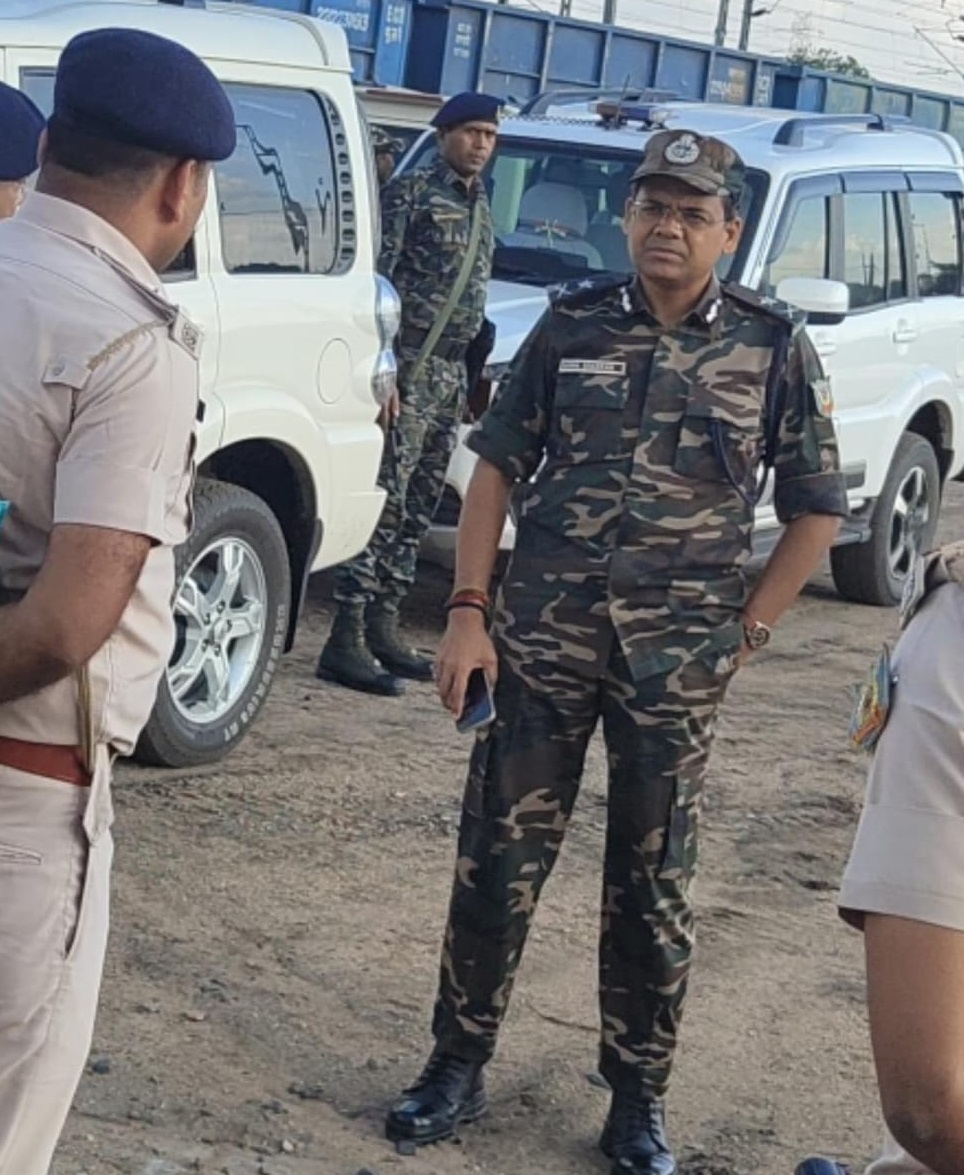 पलामू: SDPO व IO स्थानीय इनपुट पर करें काम- आईजी