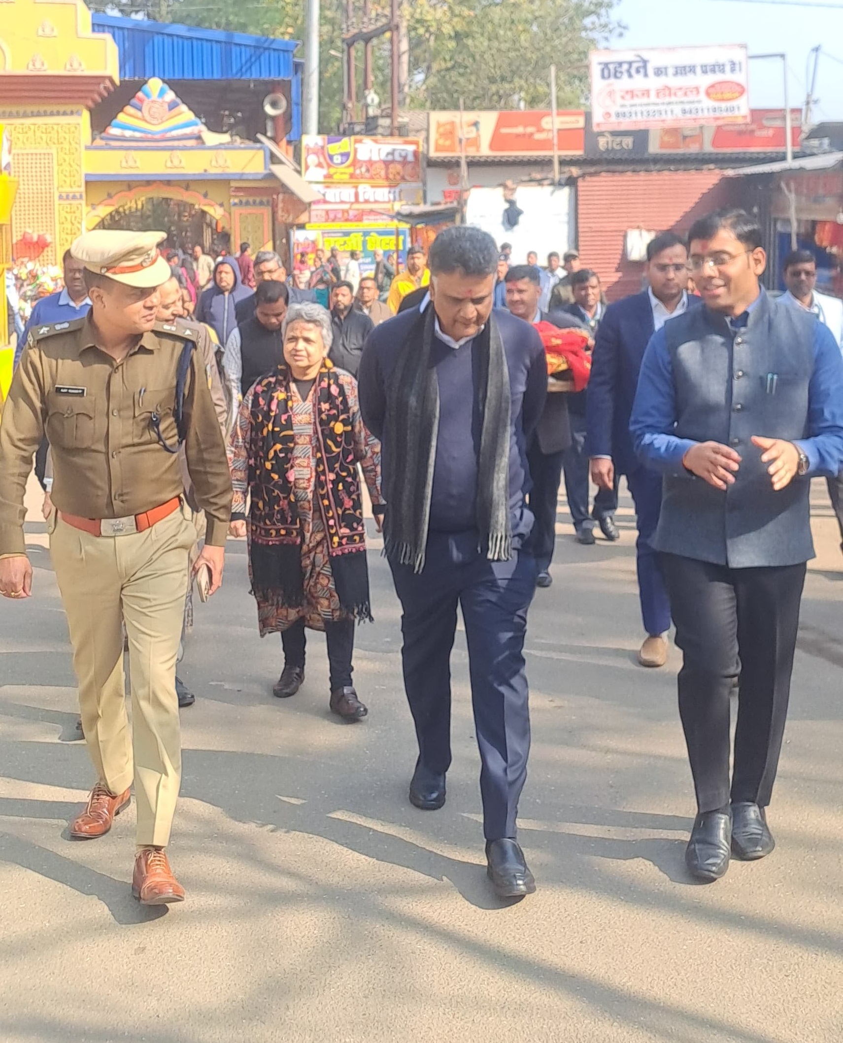 रामगढ़ः सीएजी के डायरेक्टर ने रजरप्पा मंदिर में की पूजा