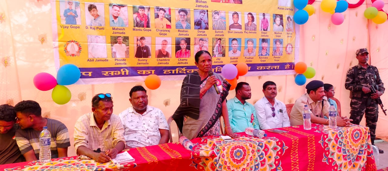 चाईबासाः झारखंड की कला से जुड़े छऊ की है विश्व में पहचान- जोबा माझी