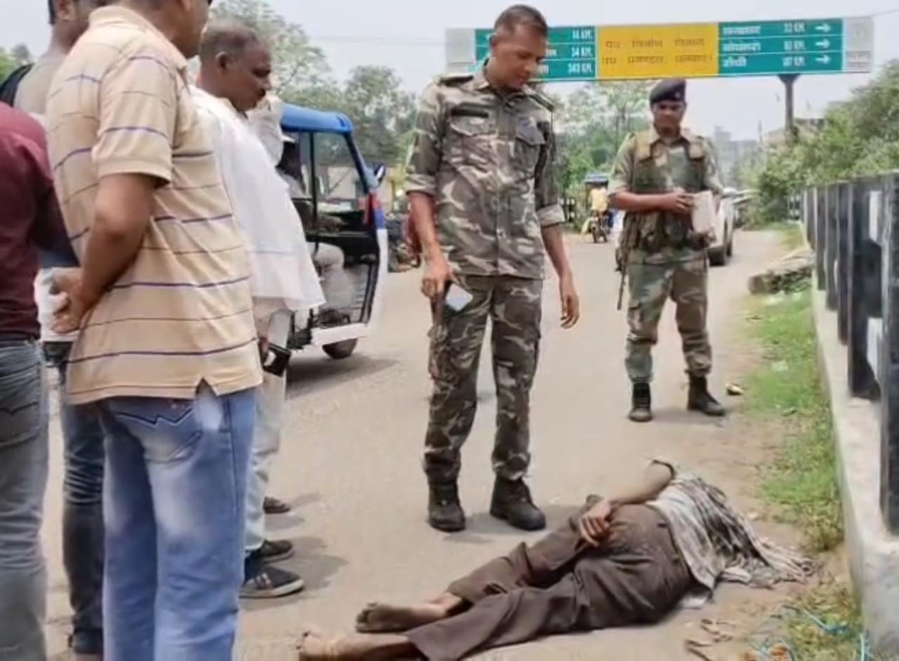 धनबादः निरसा में नदी पुल के पास से शव बरामद, जांच में जुटी पुलिस