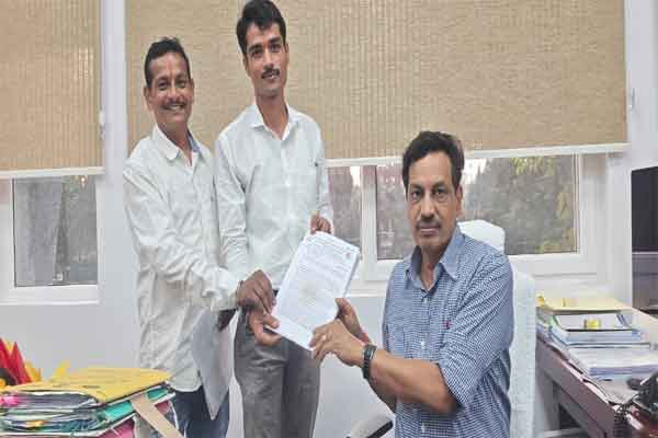अपर मुख्य सचिव ने 108 एम्बुलेंस कर्मचारियों के मुद्दों के समाधान का आश्वासन दिया