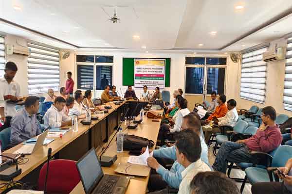 राज्य नोडल पदाधिकारी डॉ पुष्पा की अध्यक्षता में परिवार नियोजन योजनाओं की प्रगति