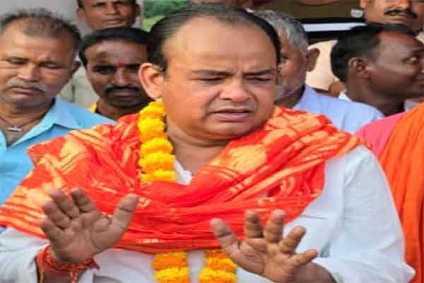 धर्म के नाम पर नहीं, शिक्षा व रोजगार के मुद्दे पर होनी चाहिए राजनीति: इरफान अंसारी