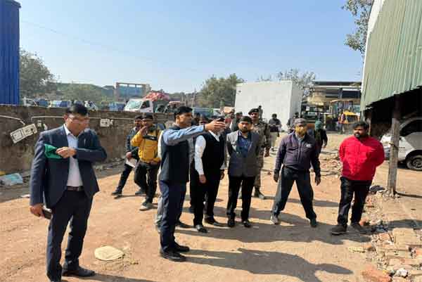 नगर निगम प्रशासक ने किया MRF सेंटर का निरीक्षण, कहा - पूरा कचरा रोज प्रोसेस किया जाए