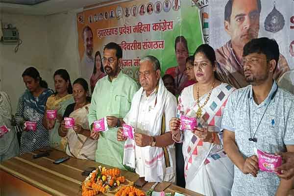 नारी स्वास्थ्य संकल्प प्रियदर्शनी उड़ान कार्यक्रम लॉन्च
