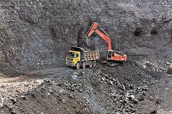 झारखंड में खदानों के 4,745 लीजधारकों में से 3,635 का लीज लैप्स, सिर्फ 823 ही कर रहे काम