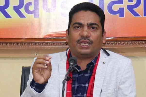 नुसरत प्रवीण को नौकरी देने के निर्णय पर भानु प्रताप ने कही ये बात