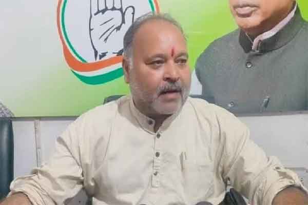 जलजमाव पर कांग्रेस का भाजपा पर वार: 200 करोड़ की नालों में डूबी रांची