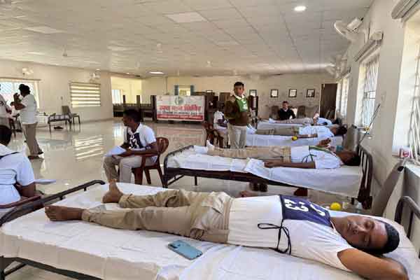 जंगल वारफेयर कॉलेज नेटारहाट में रक्तदान शिविर, 240 यूनिट रक्त संग्रहित