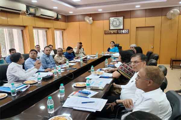 स्थानीय लोगों की भावनाओं का भी ख्याल रखे सेल बोकारोः मुख्य सचिव