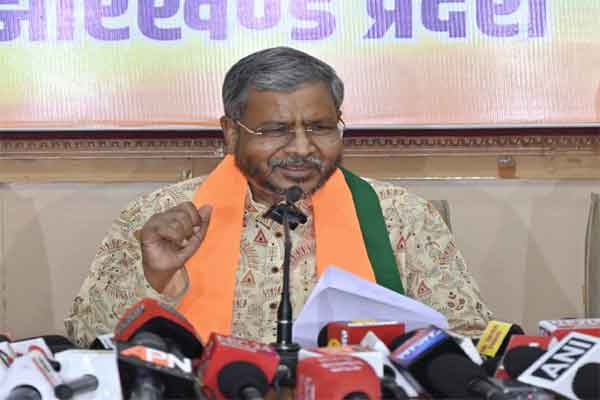 बाबूलाल ने CM को पत्र लिख कहा - शराब घोटाला में गिरफ्तारी सिर्फ आंखों में धूल झोंकने के लिए