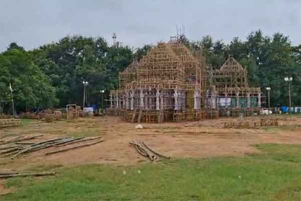 पुराना विधानसभा ग्राउंड में दुर्गा पूजा पंडाल पर रोक, समिति व प्रशासन आमने-सामने