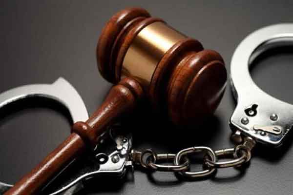 पुलिस के बढ़ते दबाव के बाद पूर्व पार्षद असलम के 3 भाईयों ने किया आत्मसमपर्ण