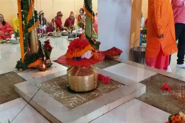 मां शक्ति की आराधना में डूबे गोरखा जवान, दिखी अद्भुत भक्ति, गूंजे मां भवानी के जयकारे