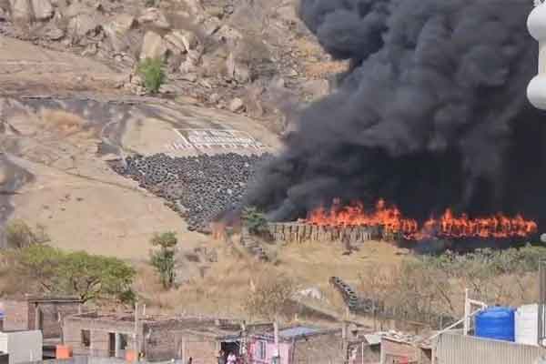 रांची: बरियातू पहाड़ स्थित फायरिंग रेंज में लगी भीषण आग