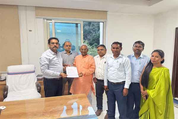 रांची नगर निगम सफाईकर्मियों की हड़ताल टली, कई मांगें मानी गईं