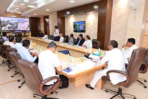 मेगा स्पोर्ट्स कॉम्प्लेक्स अपग्रेडेशन पर CM की हाई लेवल मीटिंग, रांची में स्पोर्ट्स यूनिवर्सिटी खोलने की तैयारी तेज