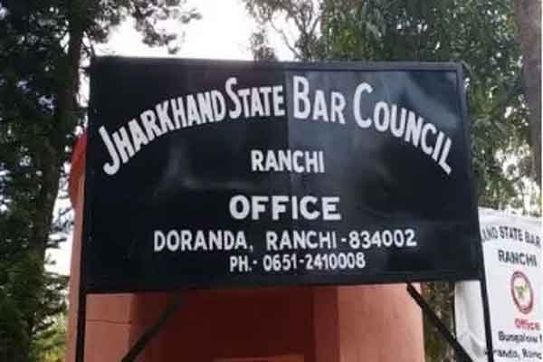 स्टेट बार काउंसिलों में महिलाओं को 30% आरक्षण जरूरी