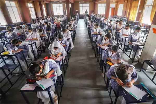 CBSE का बड़ा फैसला: अब साल में दो बार होगी 10वीं बोर्ड परीक्षा