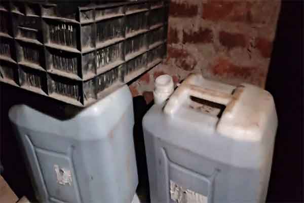 रांची में उत्पाद विभाग की कार्रवाई, भारी मात्रा में अवैध शराब बरामद