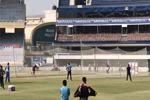 रांची में टीम इंडिया की तैयारी तेज, JSCA स्टेडियम में शुरू हुई प्रैक्टिस