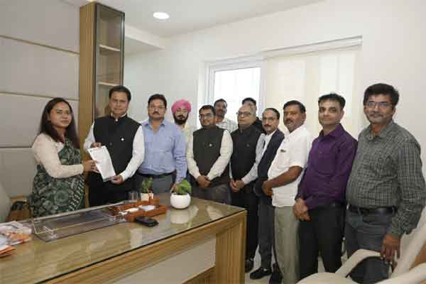 झारखंड की कृषि मंडियों में सुधार को लेकर चैंबर ऑफ कॉमर्स ने कृषि मंत्री से की मुलाकात