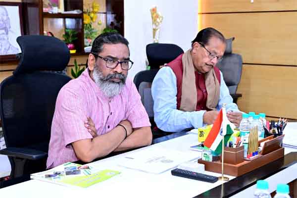 16वें वित्त आयोग की टीम पहुंची झारखंड, CM का निर्देश - पेश करें विकास का रोड मैप