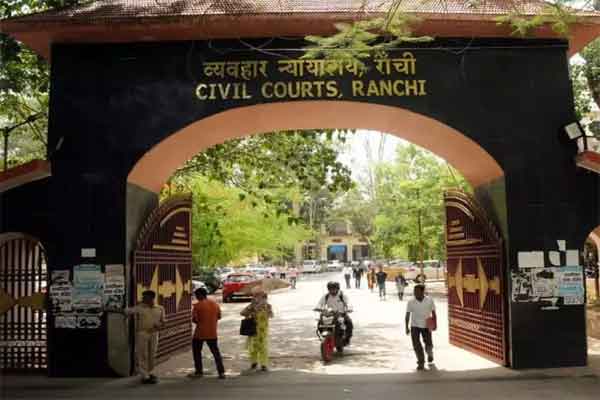 विशेष लोक अदालत में 75 हजार से अधिक वादों का निष्पादन