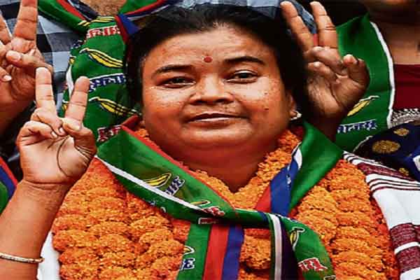 अविश्वास प्रस्ताव, अध्यक्ष से परेशानी या मनमानी करने में रुकावट, रांची जिला परिषद में मचा घमासान!