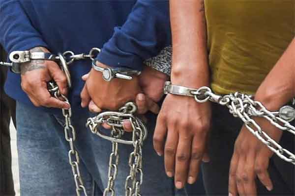 रांची: पुलिस पर हमला व चेन छिनतई दोनों मामलों के आरोपी अरेस्ट