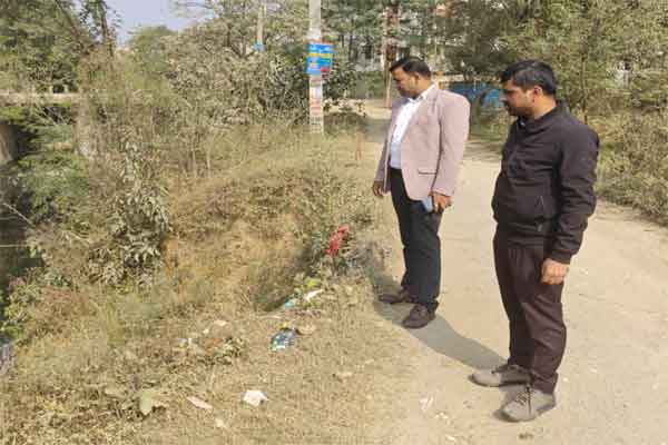 उप प्रशासक ने वार्ड 4 के बैंक कॉलोनी, बरियातू का किया निरीक्षण