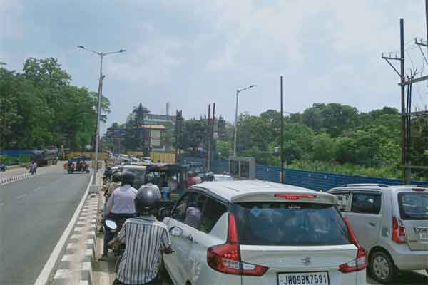 रांची में कांटाटोली-सिरमटोली फ्लाईओवर को जोड़ने का काम शुरू