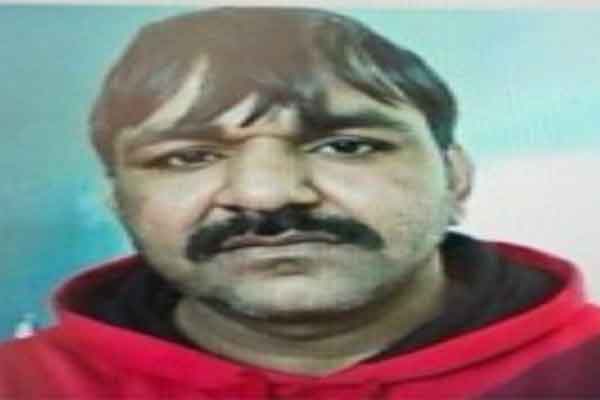जेल से पैरोल पर निकल कर भागे हत्यारे को कंबोडिया से भारत लाया गया