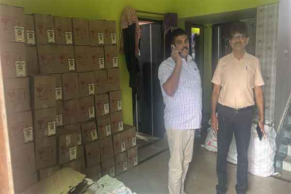 रांची: स्पेशल ब्रांच की सूचना पर बड़े पैमाने पर अवैध शराब बरामद