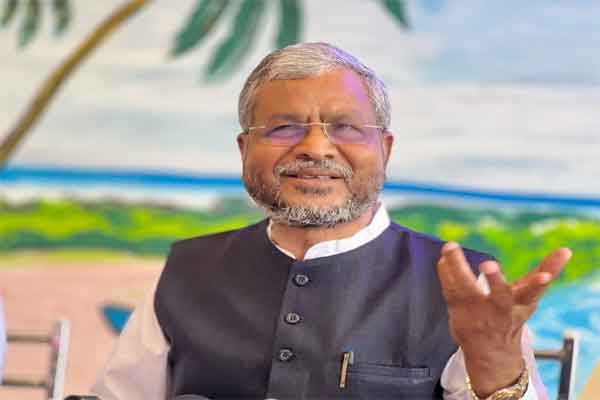 ये अबुआ नहीं, ठगुवा सरकार हैः बाबूलाल मरांडी