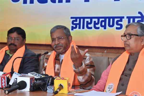 महात्मा गांधी के रामराज के सपनों को साकार करेगा जी राम जीः बाबूलाल मरांडी