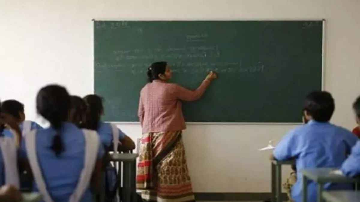 स्पीकर ने स्कूली शिक्षा सचिव को लिखा पत्र, कहा -  8000 पारा शिक्षकों की सेवा करें बहाल