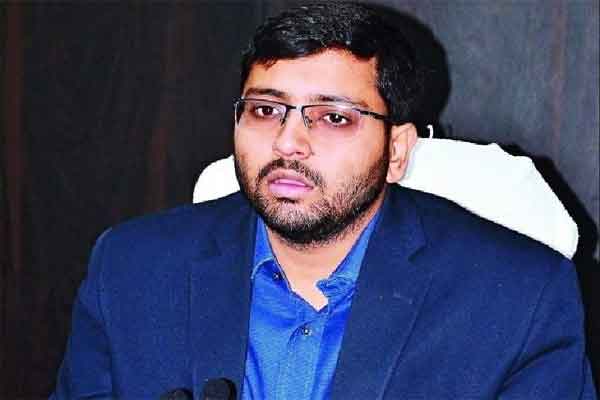 पूर्व DC महिमापत रे पर लगे जमीन खरीदने के आरोपों की जांच में गड़बड़ी की पुष्टि नहीं