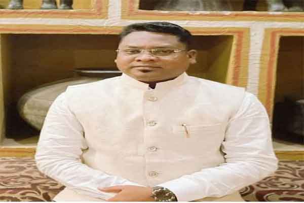 महागठबंधन प्रत्याशी सोमेश सोरेन के समर्थन में कांग्रेस ने तेज किया जनसंपर्क अभियान