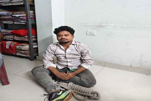 यूट्यूबर अमित महतो गिरफ्तार, आदिवासी नेत्रियों व विधायकों पर अभद्र टिप्पणी का आरोप