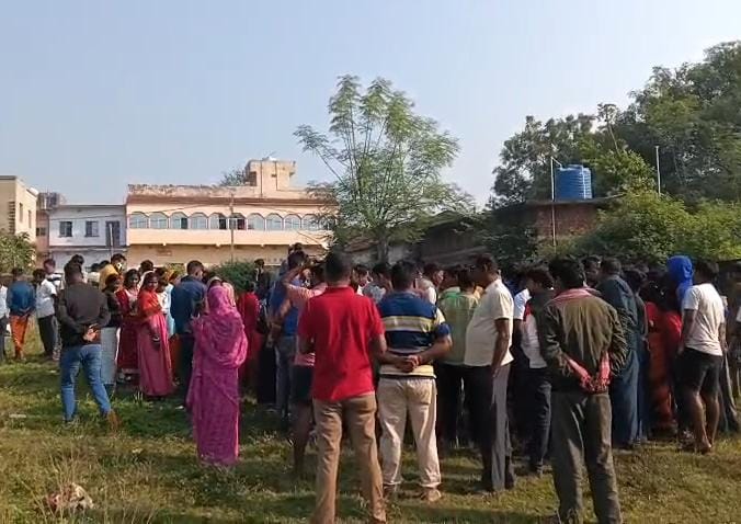 धनबाद : गोविंदपुर में विवाहिता का शव कुएं से बरामद, ससुराल पक्ष पर हत्या का आरोप