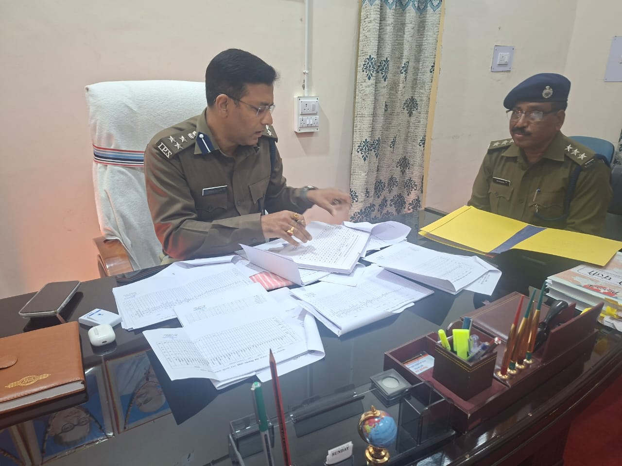 गढ़वा: बंशीधर नगर पहुंचे पलामू डीआईजी किशोर कौशल, अपराध नियंत्रण पर दिया जोर