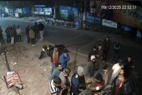 देवघर सड़क हादसा :   JMM युवा मोर्चा के जिलाध्यक्ष, उनके भाई समेत अन्य पर हत्या का केस दर्ज