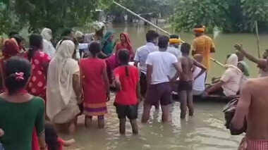 बेगूसराय में बाढ़ से तबाही, मां-बेटी समेत सात की डूबकर मौत