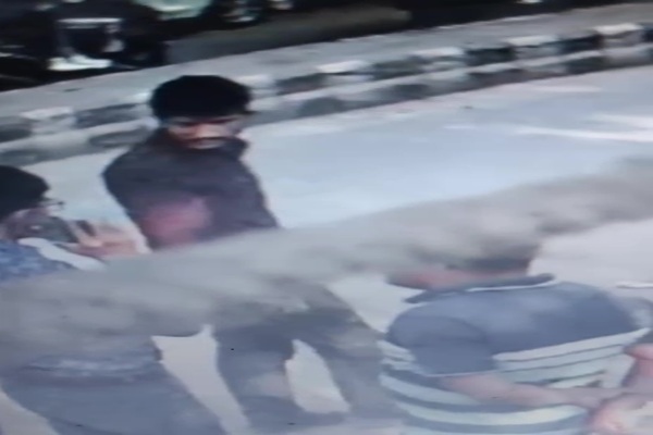 दिल्ली विस्फोट :  डॉ उमर चला रहा था I20 कार, चार शहरों में सिलसिलेवार विस्फोट करने की थी योजना