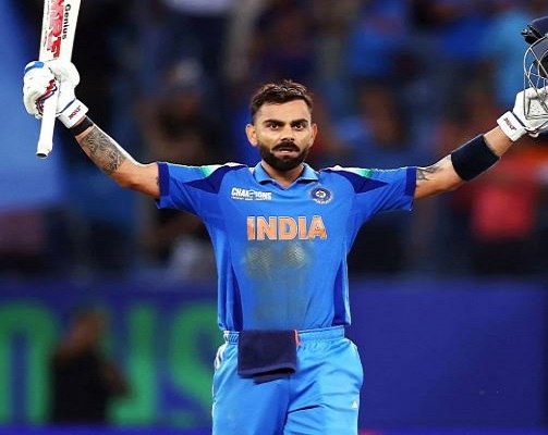 ICC की वनडे रैंकिंग में विराट कोहली बने नंबर-1 बल्लेबाज, सचिन व संगकारा की बराबरी की
