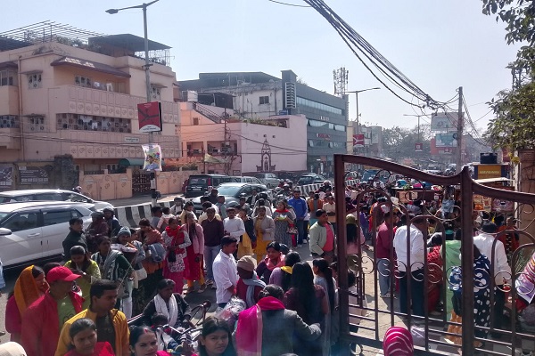 रांची: हरमू रोड श्री श्याम मंदिर में षटतिला एकादशी सम्पन्न,श्रद्धालुओं का उमड़ा जनसैलाब