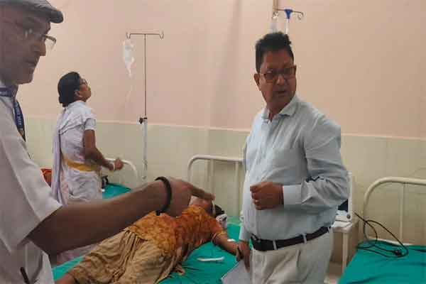 दुमका :  बासुकीनाथ में टेंट गिरने से सात कांवरिया घायल